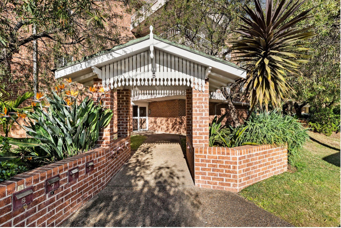 9/5 Clarence Avenue, Dee Why