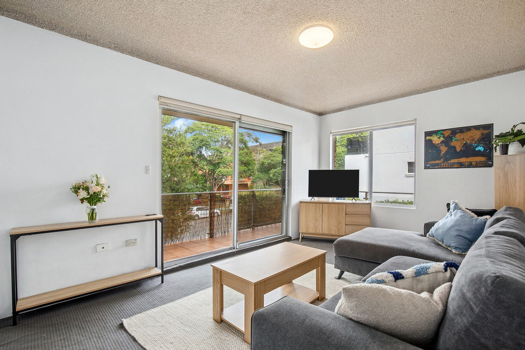 2/100 Oaks Avenue Dee Why